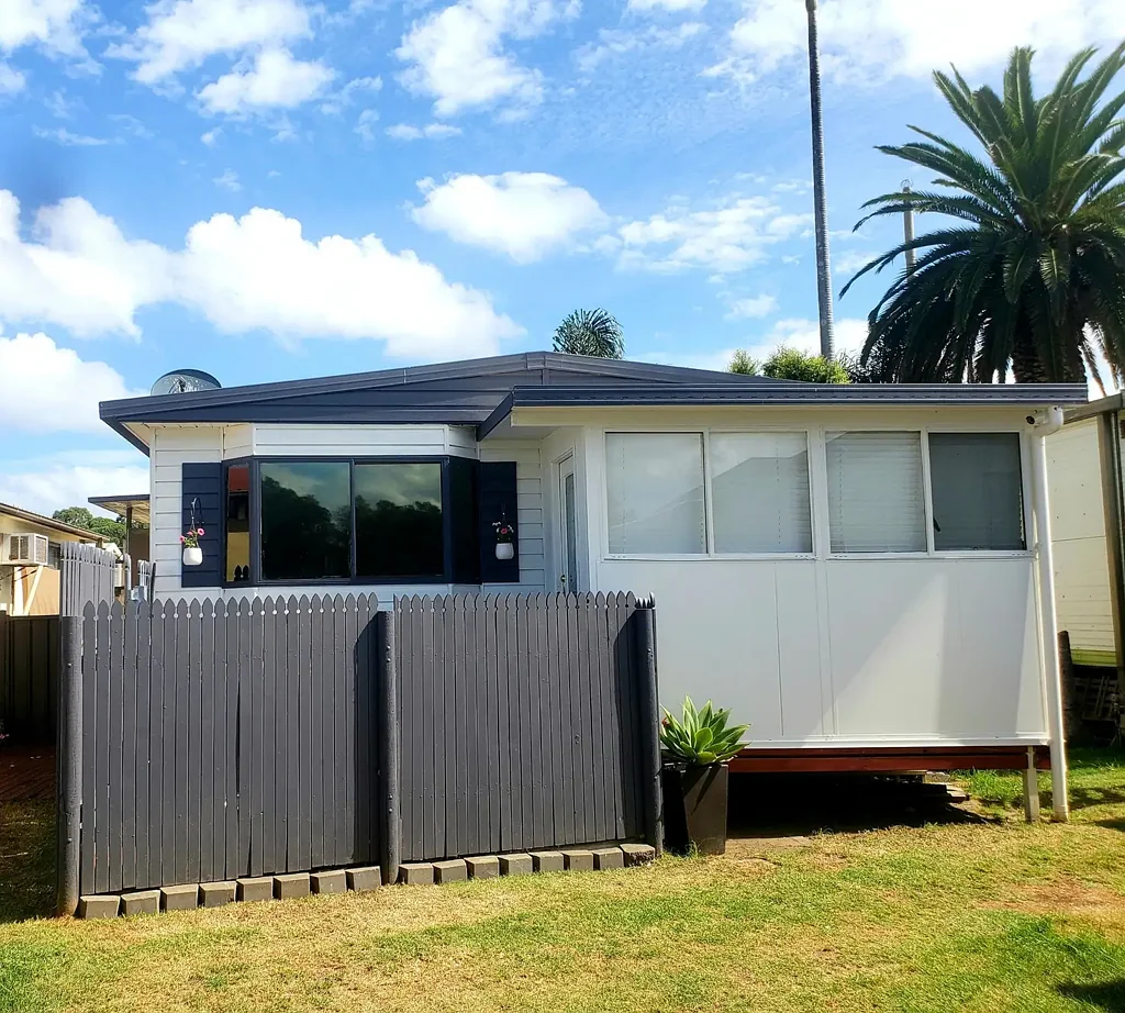 Windang 3 Bedroom Stylish Relocatable home with Coastal Charm