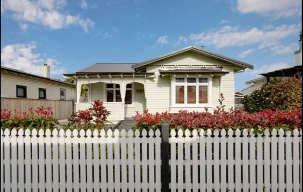 Napier Central 3Moenga Character bungalow