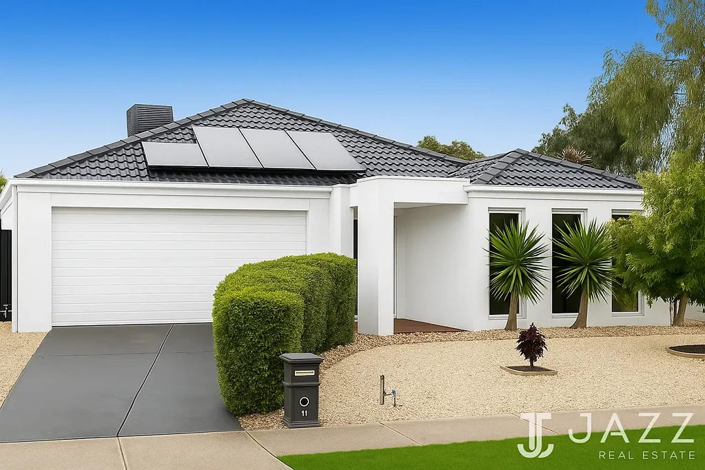 11 Hemlock Crescent, Point Cook, VIC 3030