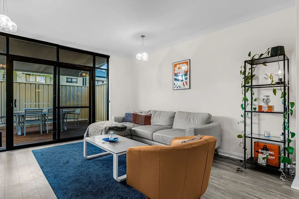 North Perth 2બેડરૂમ Stylish Two Level Living with a Generous Outdoor Entertaining Area