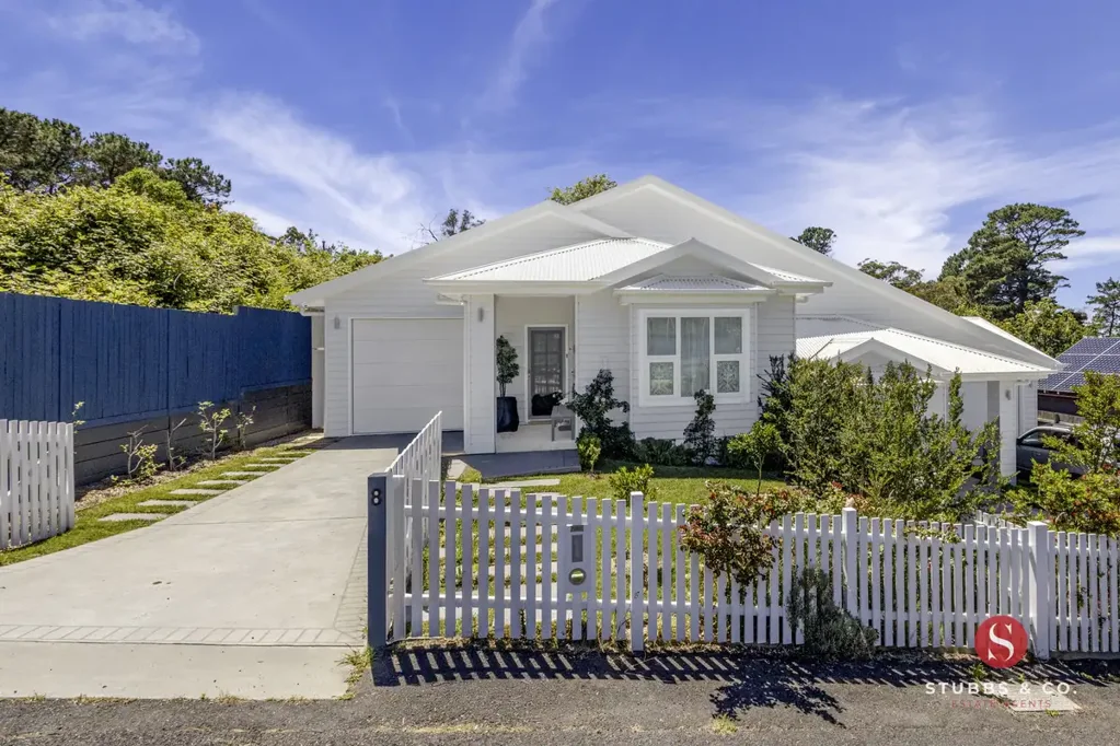8 Park Lane, Blackheath, NSW 2785