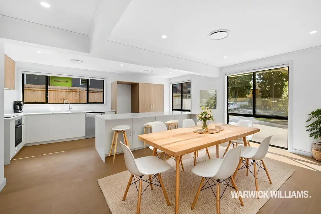 FRESHLY RENOVATED FAMILY HOME