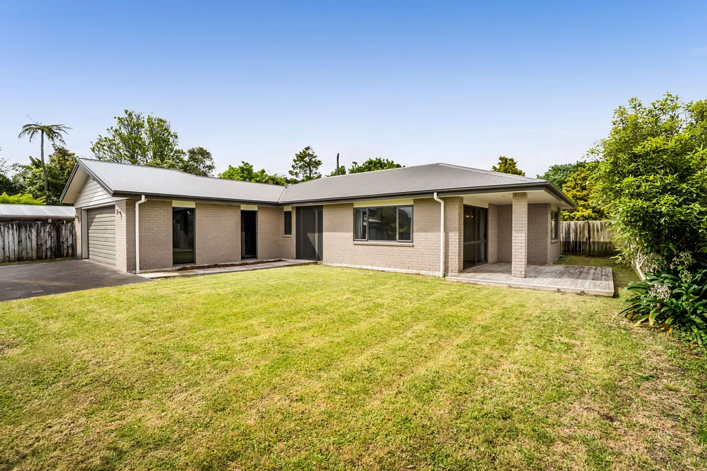Inglewood 3房  Private, Modern & Easy-Care – Walk to Everything