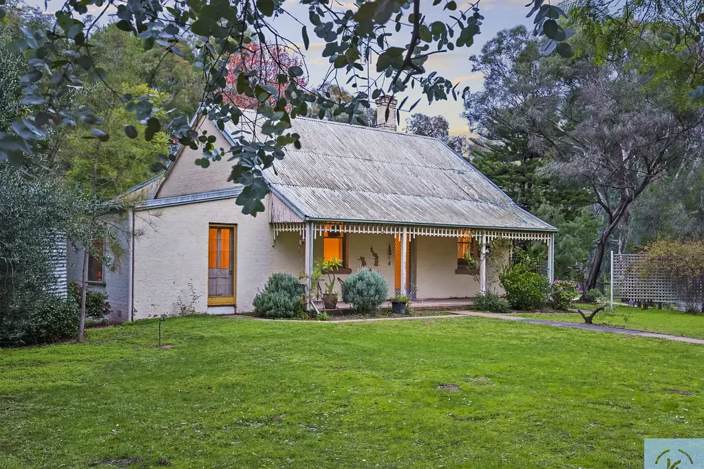 Tocumwal 3ห้องนอน Peace, Privacy and Cottage Charm in a Beautiful Garden Setting