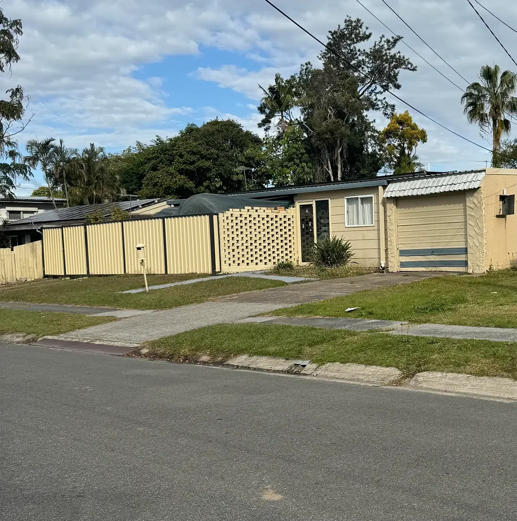 10 Ewinga Street, Kingston, QLD 4114
