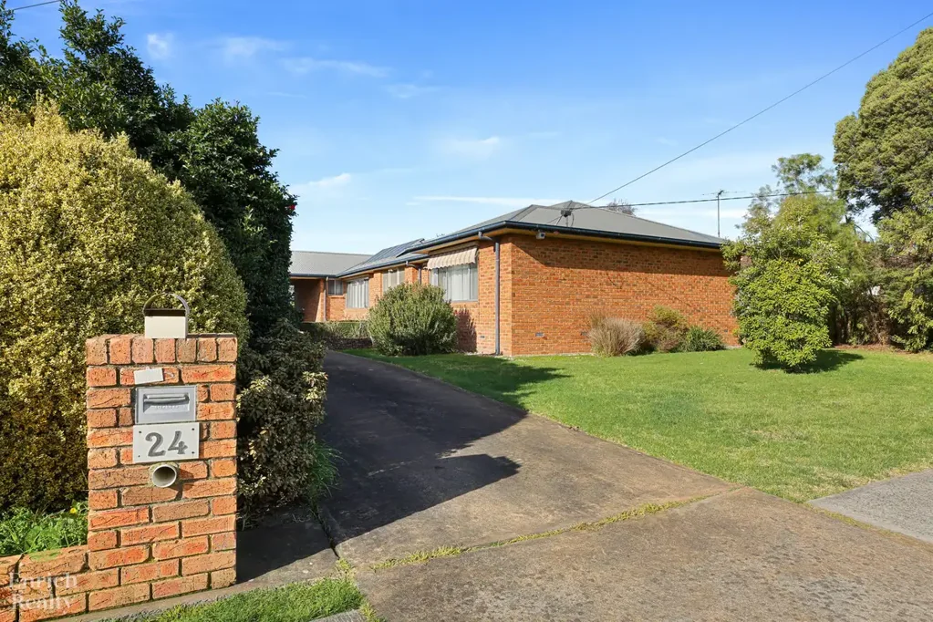 Trafalgar 4 Bedroom Timeless Family Comfort with Exceptional Space and Scope.