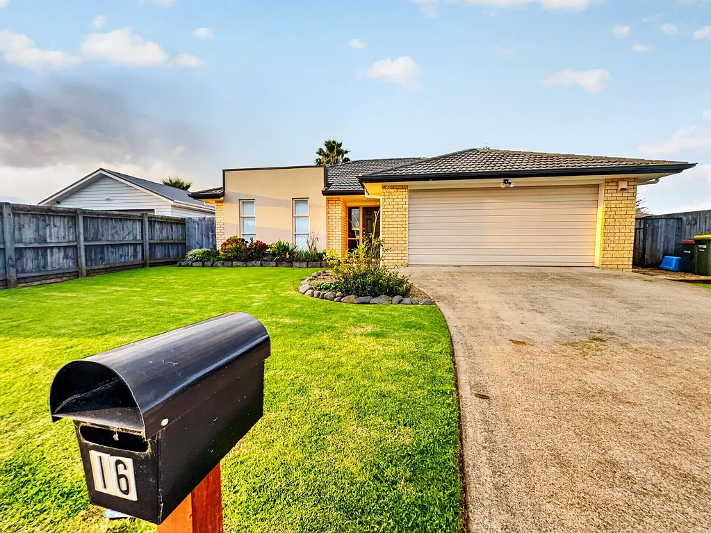 Spacious Single-Level Living in a Quiet Cul-de-Sac