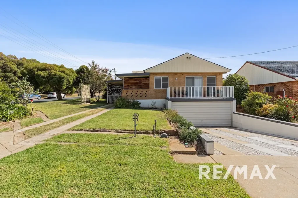 13 Cook Street, Kooringal, NSW 2650