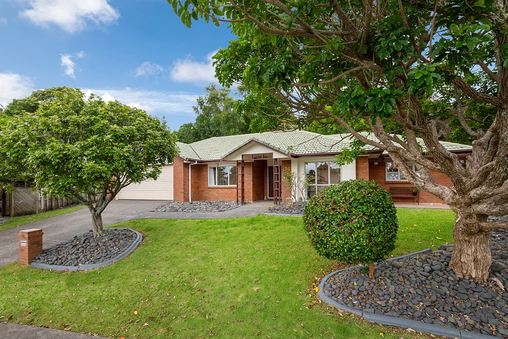 13 Phoebe Meikle Place, Torbay, North Shore City, Auckland
