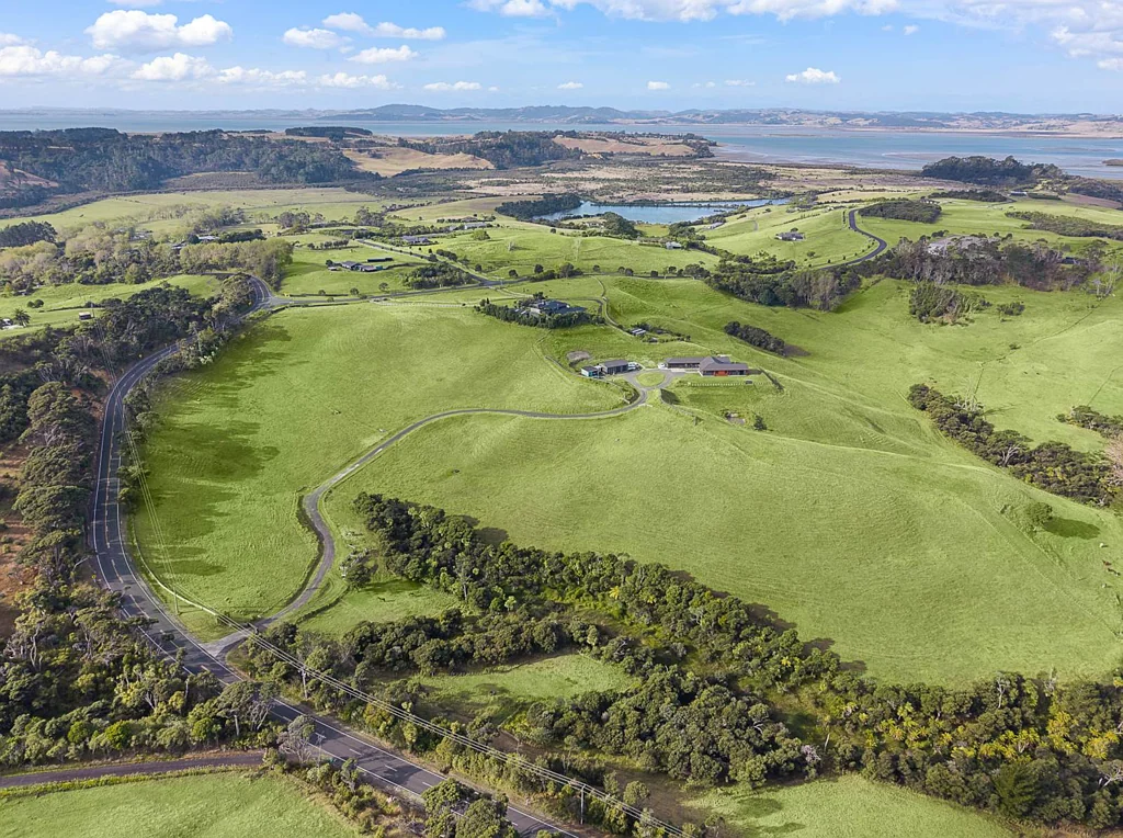Helensville 5Kwarto COUNTRY ROAD, TAKE ME HOME