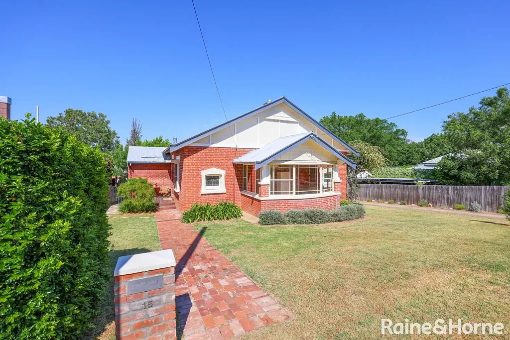15 Levien Avenue, Tamworth, NSW 2340