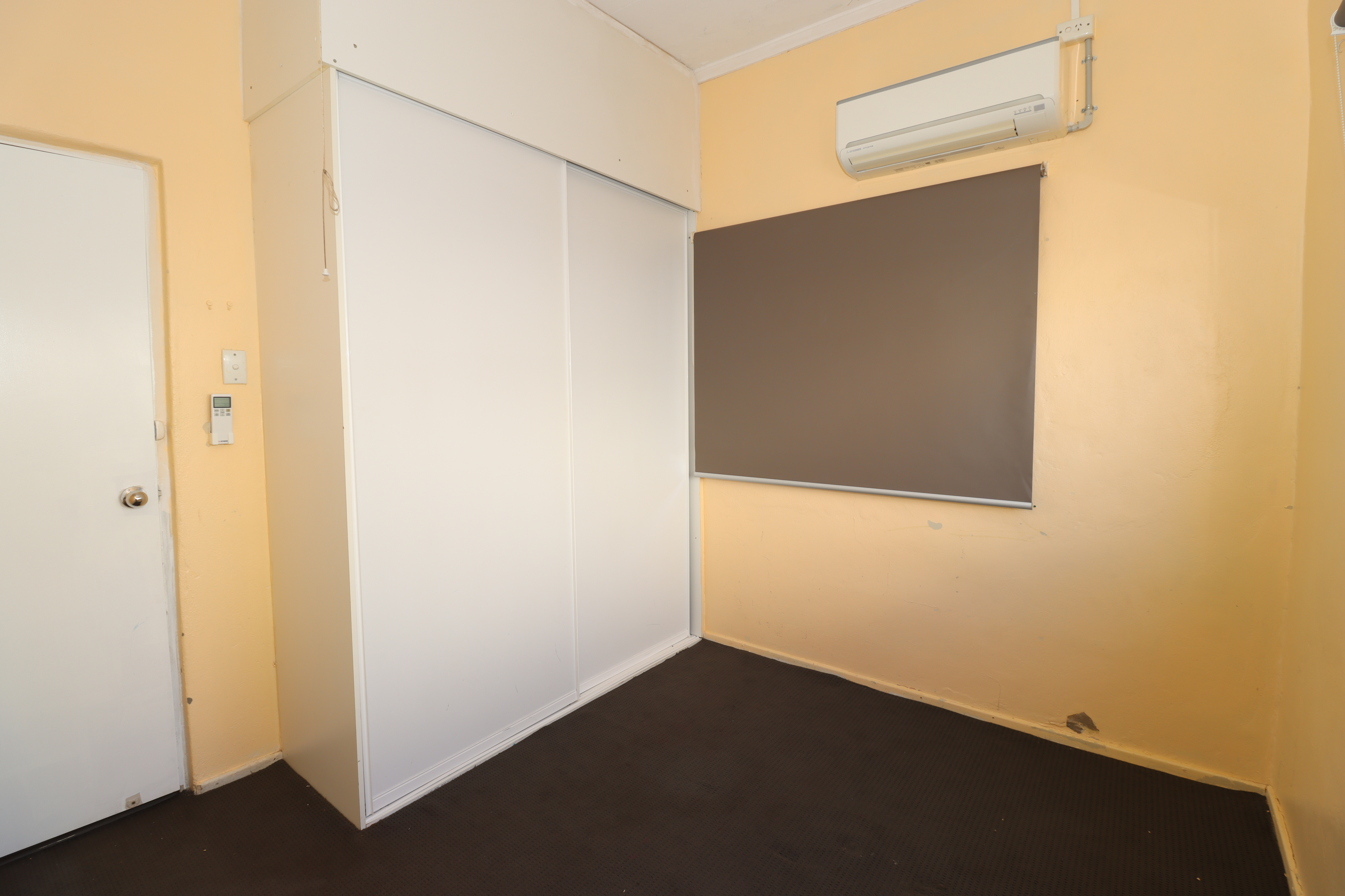 FLAT 2 27 GEORGE ST, THE GAP QLD 4825, 0 rūma, 0 rūma horoi, Unit