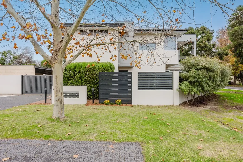 1/1 Juliet Road, Coolbellup, WA 6163