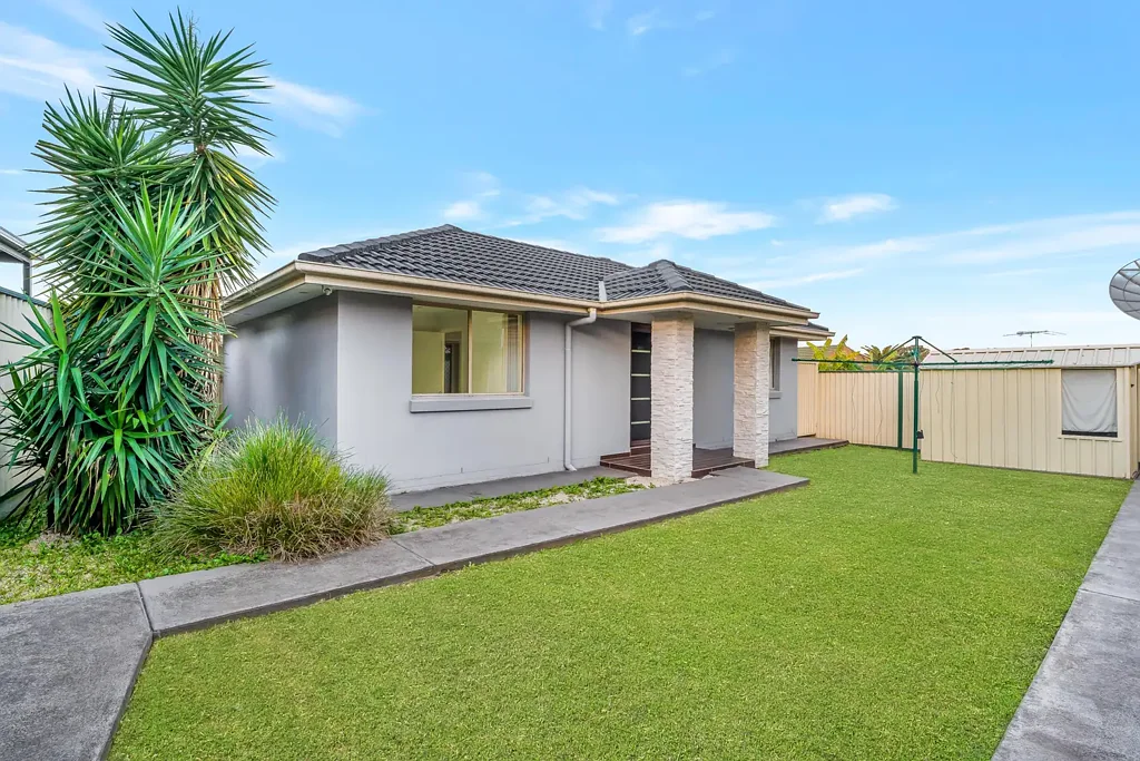 Near New Granny Flat In A Great Location!