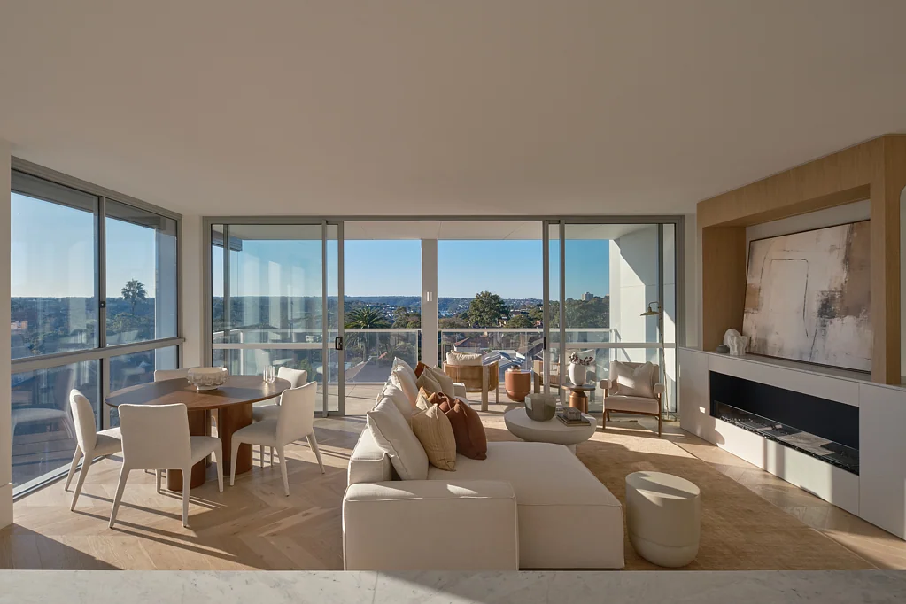 Neutral Bay 4Kwarto Spectacular North Facing Sub-Penthouse