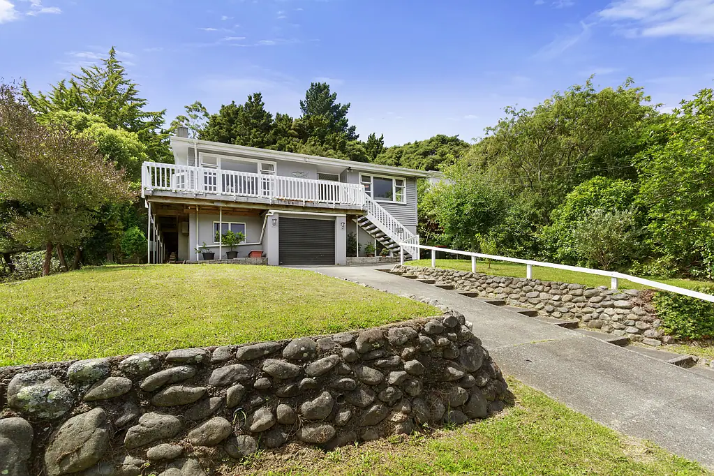 37 Thomas Street, Stokes Valley, Lower Hutt, Wellington
