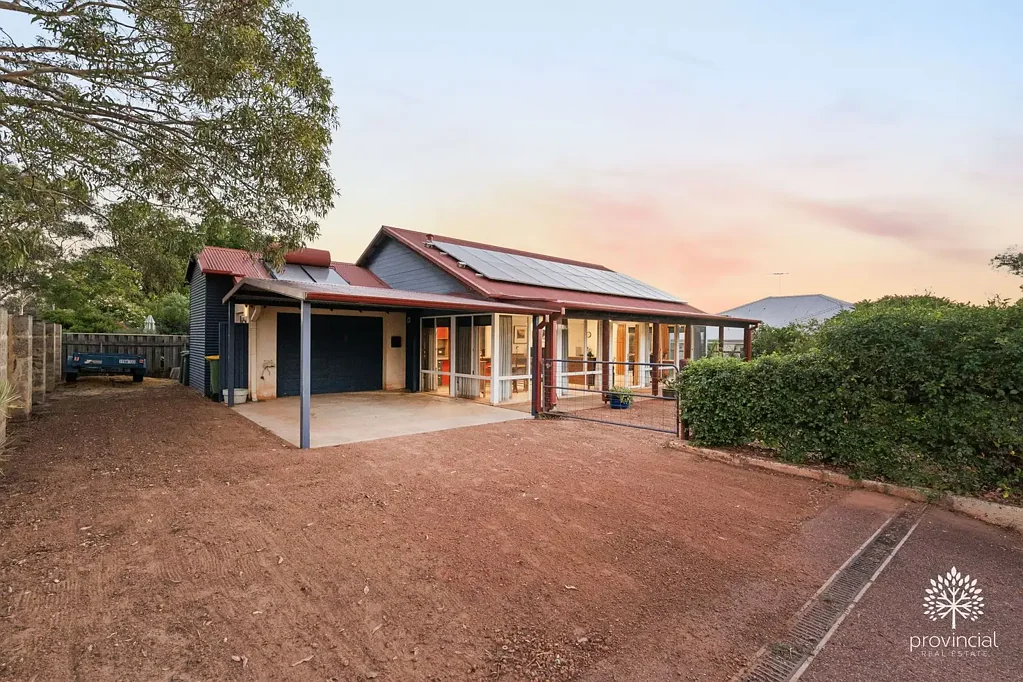 34 Canning Road, Kalamunda, WA 6076