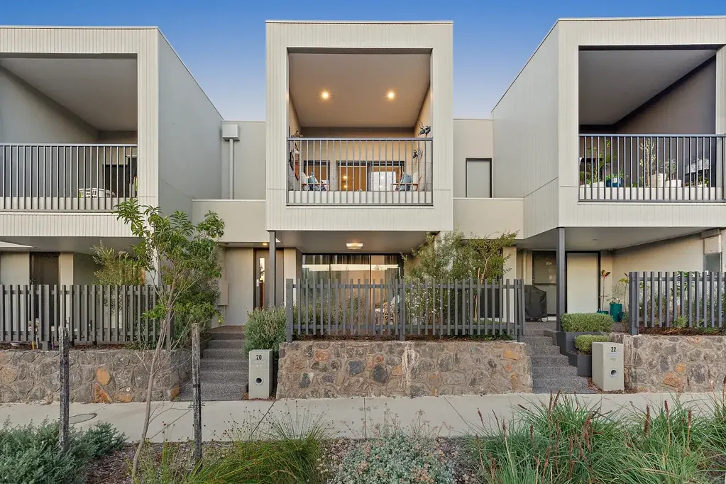 **For Lease: Stunning Family Home in Cranbourne West - $590/week**