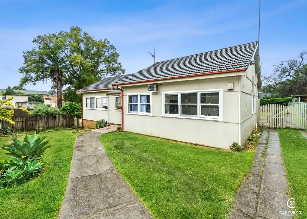 4 Bedroom house for Lease in Windsor