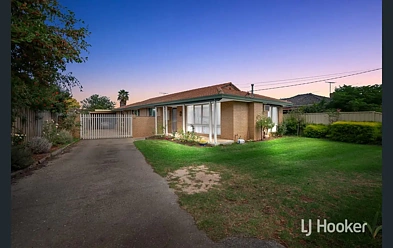 23 Sandra Street, Melton, VIC 3337, 3 slaapkamers, 1 badkamers, House