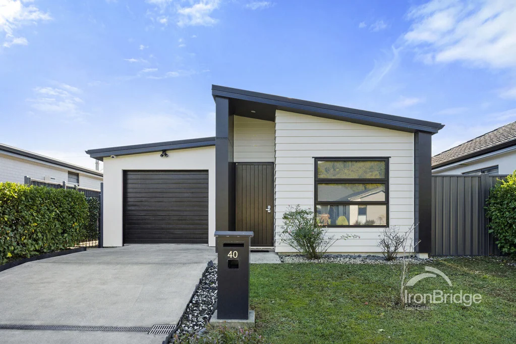 Trentham 3部屋 Modern Living in Sought-After Wallaceville Estate