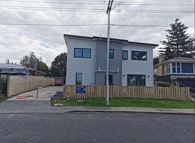 The beautiful new 4-bedroom home is located in the heart of Manurewa