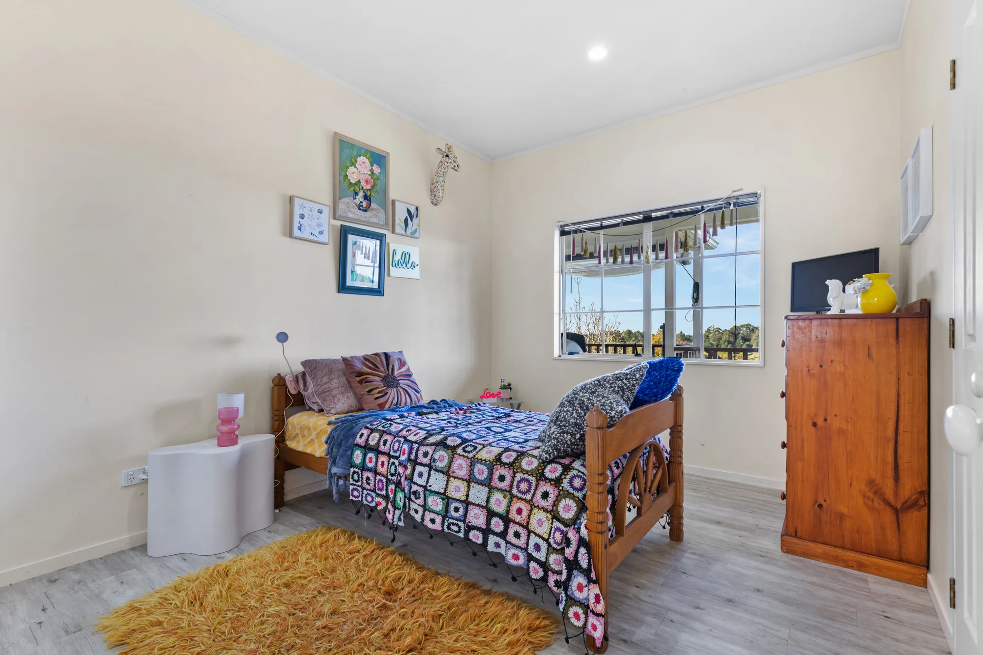 23 Waitakere Road, Waitakere, photo 9