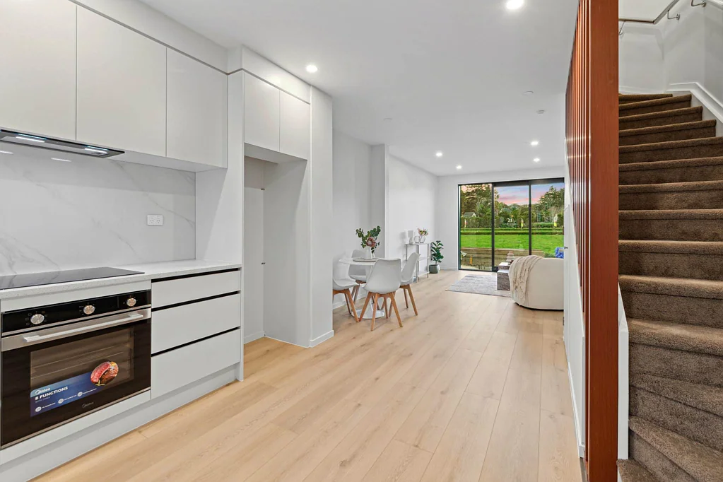 8/5 Wastney Road, Alfriston, Manukau City, Auckland