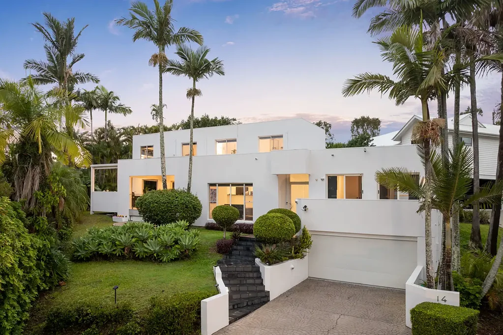Brookfield 5ਬੈੱਡਰੂਮ Architecturally alluring home offering a superb family lifestyle