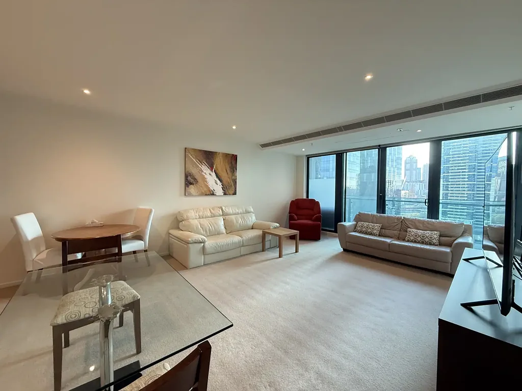 Spacious 2 Bedroom, 2 Bathroom Apartment with Car Space - Fully Furnished