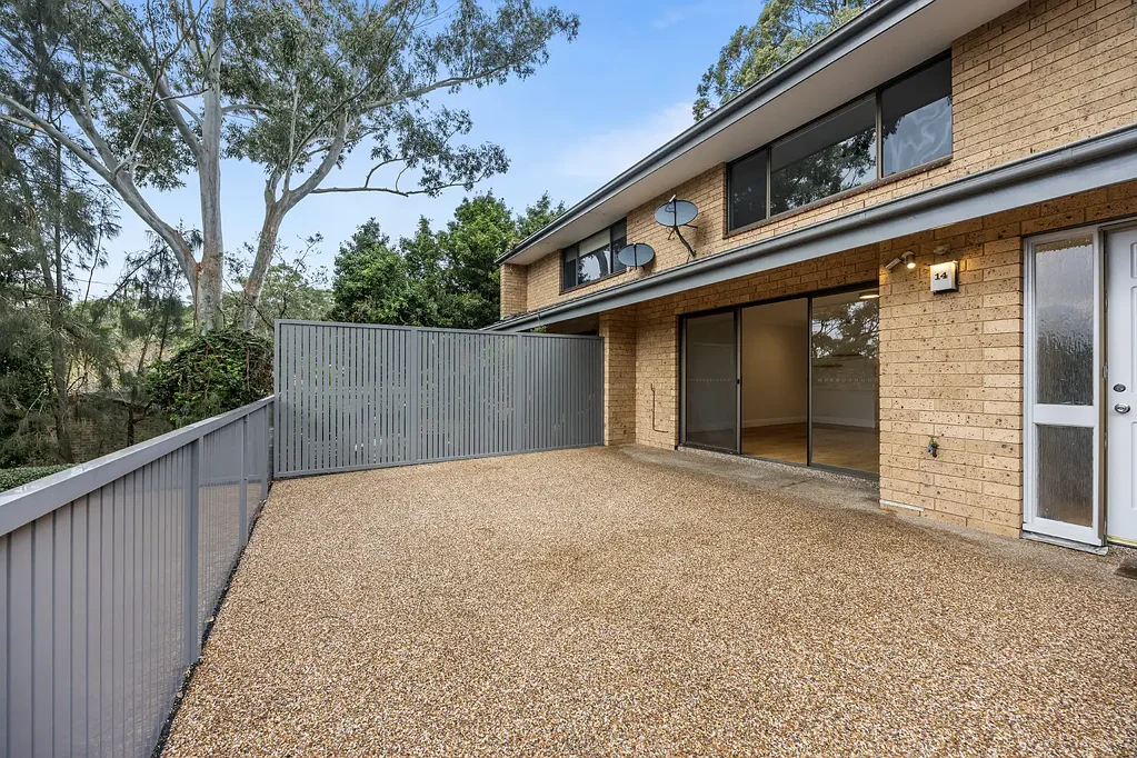 Fully Renovated Townhouse in a Peaceful Bushland Setting