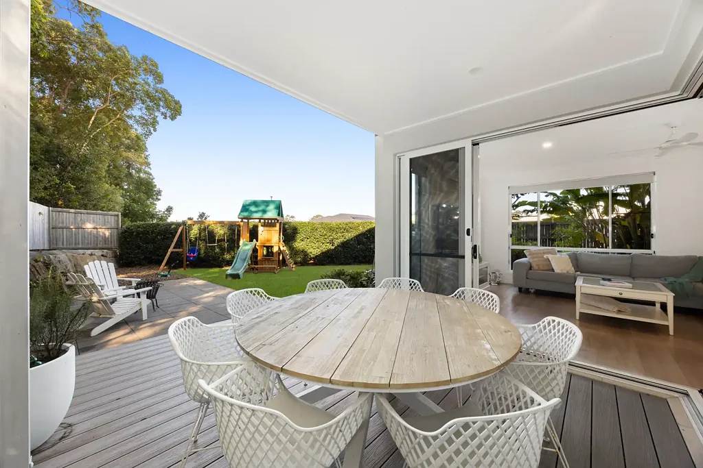 Maroochy River 4कमरा Custom-Built Retreat with Serene Natural Surrounds a Stones Throw From Bli Bli