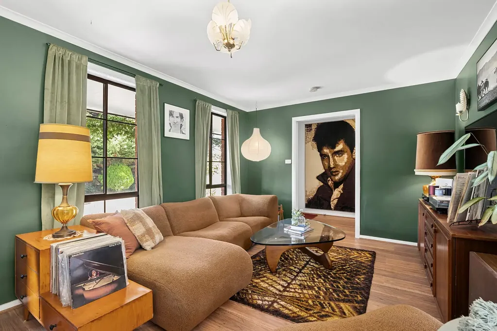 Glenlyon 3 Bedroom A Playful Spin on Mid-Century Magic in the Heart of Glenlyon
