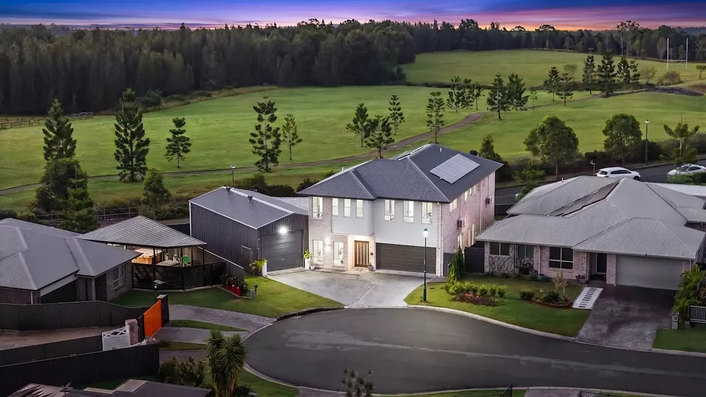 Logan Village 4Moenga Premium Family Home with Impressive Shed & Parkland Outlook