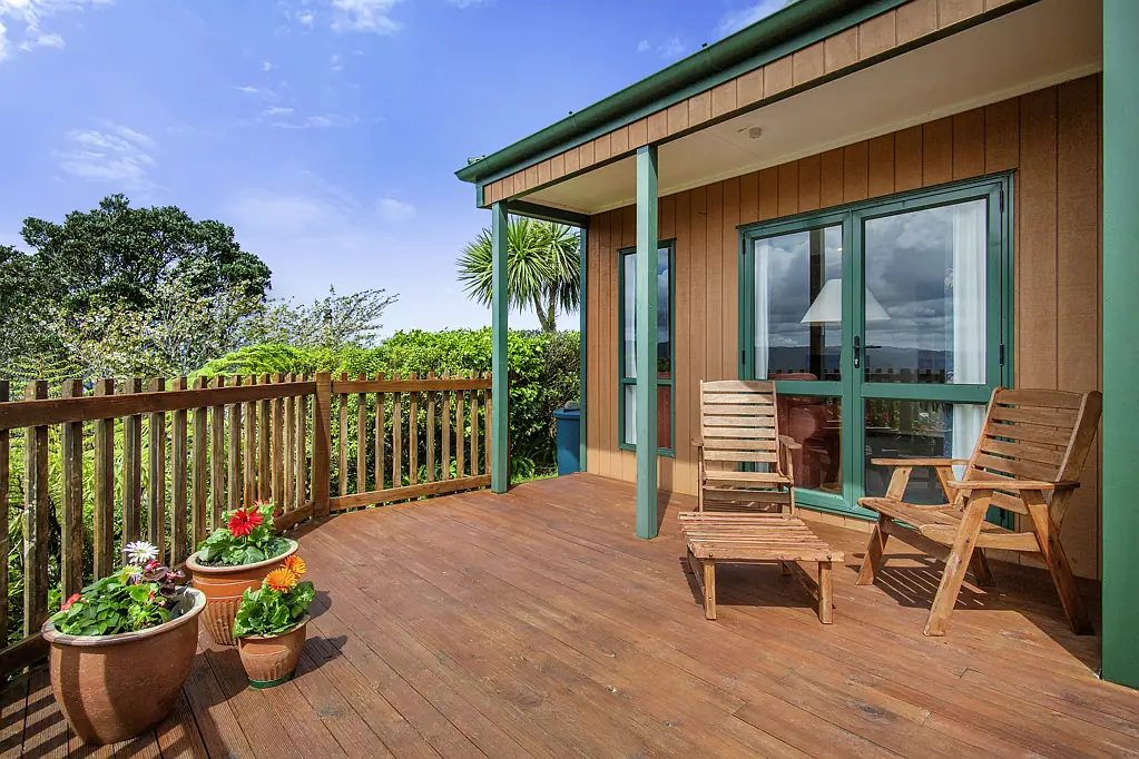 83 Miromiro Road, Normandale, Lower Hutt, Wellington