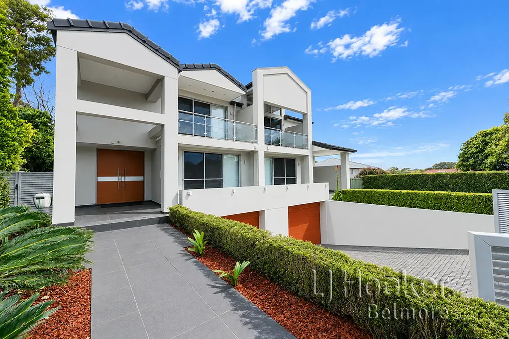 SPACIOUS  DUPLEX