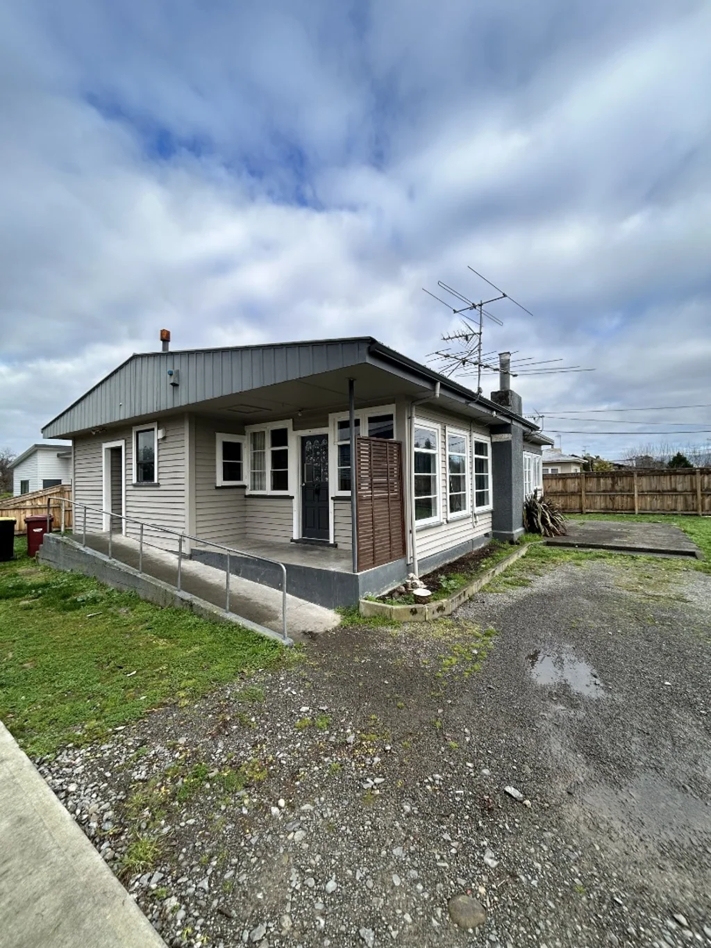 Spacious & Accessible 3-Bedroom Family Home