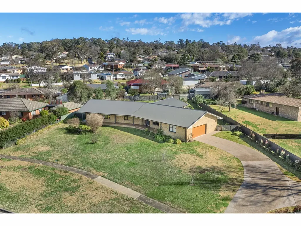 Armidale 4ਬੈੱਡਰੂਮ ELEGANT FAMILY HAVEN
