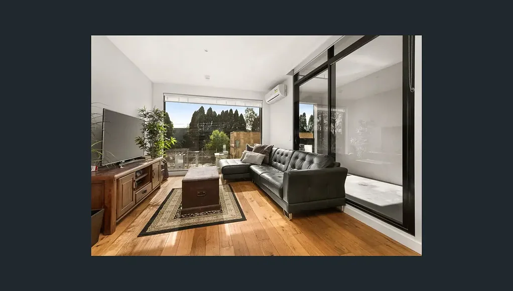 Stylish North-Facing Apartment in Hawthorn