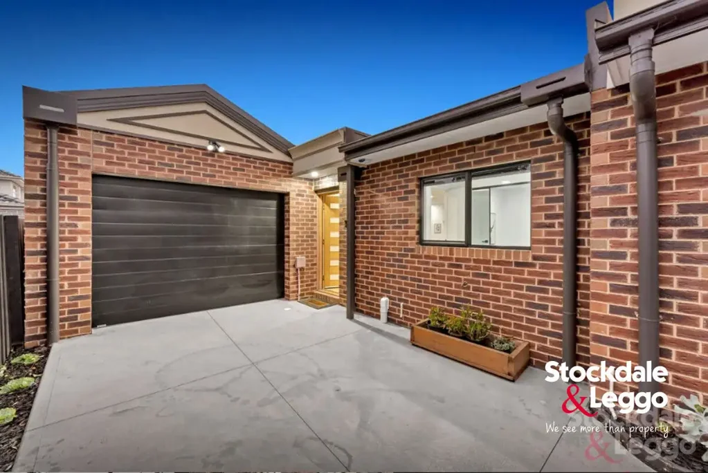 Single level Villa in Premium Location!!