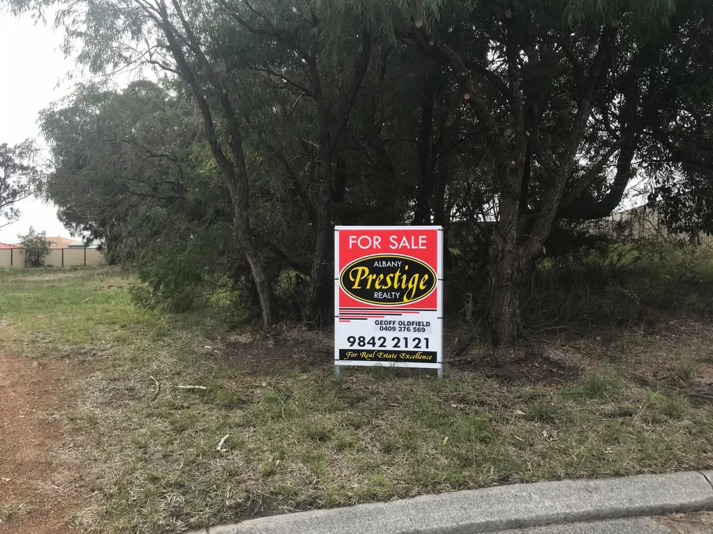 14 Larkins Grove, Spencer Park, WA 6330