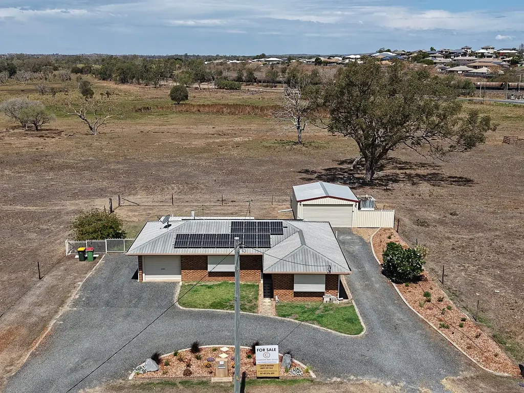 Gracemere 3房  Quality Country Views with all the Convenient of Gracemere Living on 1200m2