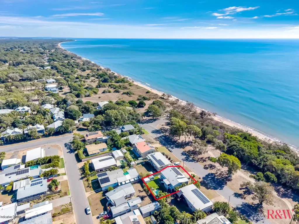 Moore Park Beach 4Zimmer Coastal Dual Living with Ocean Views, Magnesium Pool & Beachfront Lifestyle