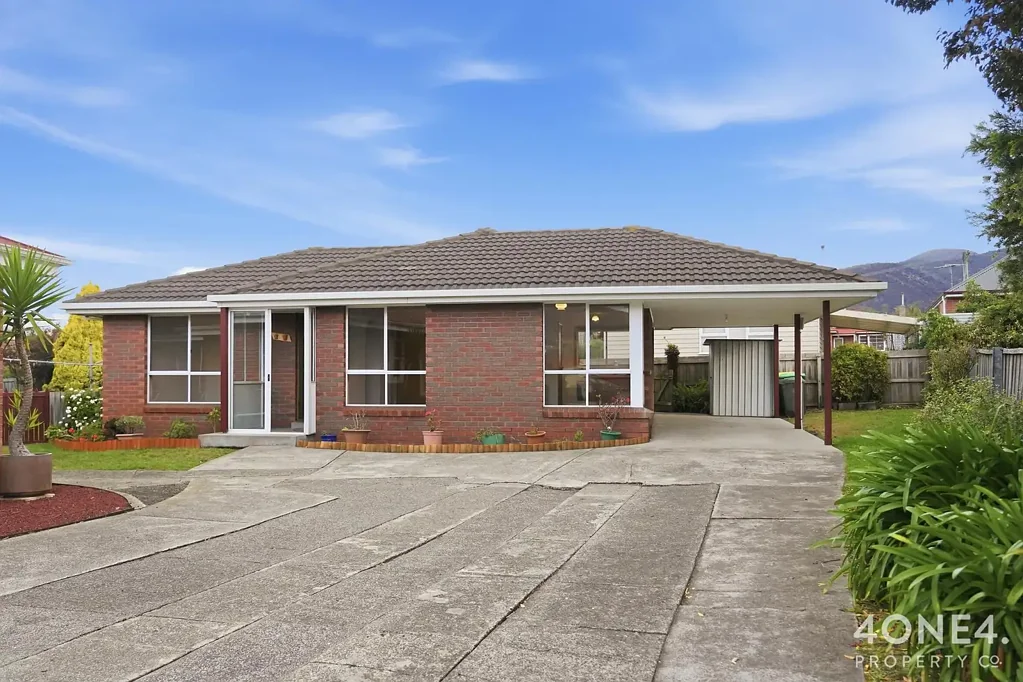 Montrose 2 Bedroom Quiet Living Without Breaking the Bank