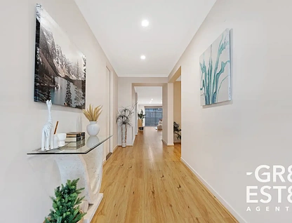 232 Duff Street, Cranbourne West, VIC 3977, 4房, 2浴, 独立屋