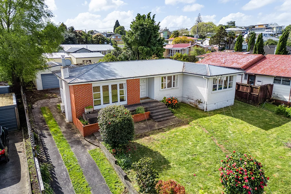 13 Minifie Avenue, Melville, Hamilton, Waikato