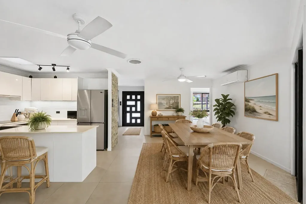 Nerang 4房  Must sell. Quick settlement available