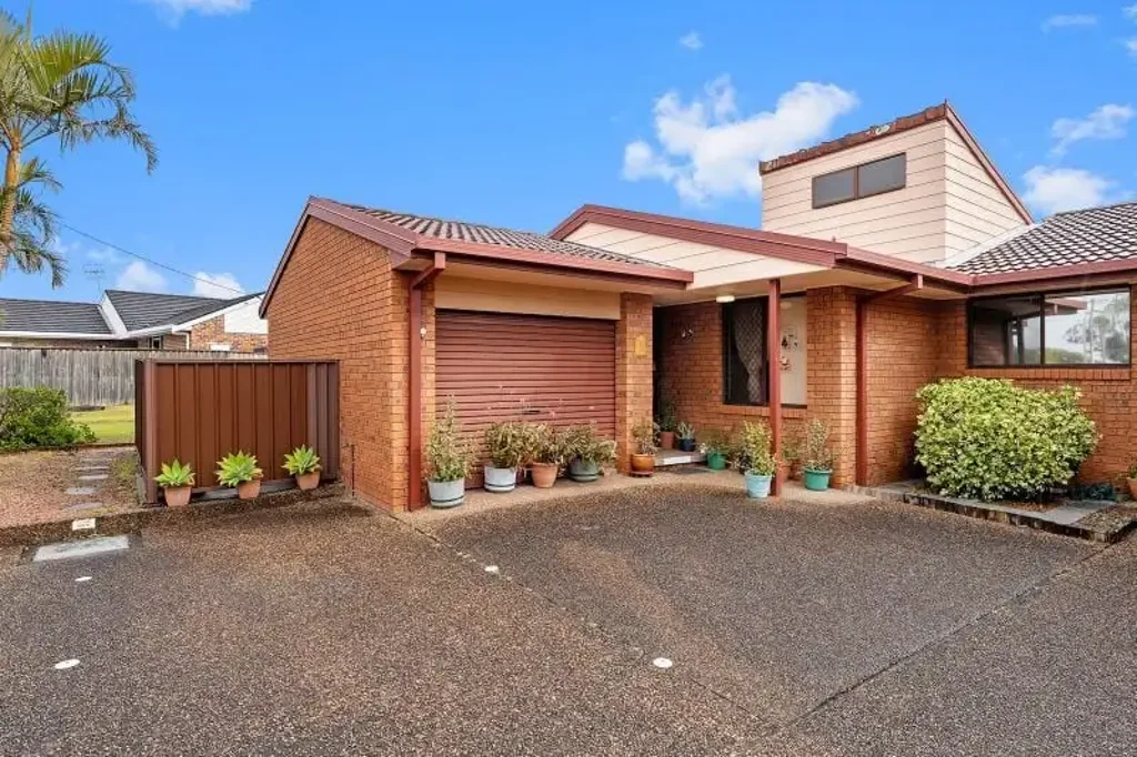 1/8-10 Telopea Close, Lake Haven, NSW 2263