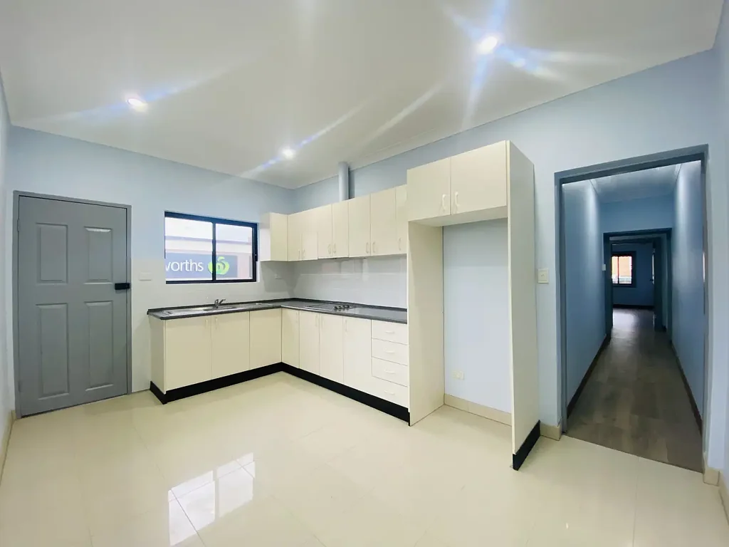 Three bedroom unit for lease!
