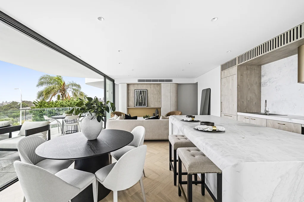 Vaucluse 2 Slaapkamer Fontaine, Vaucluse - Where European Elegance Meets Harbourside Living